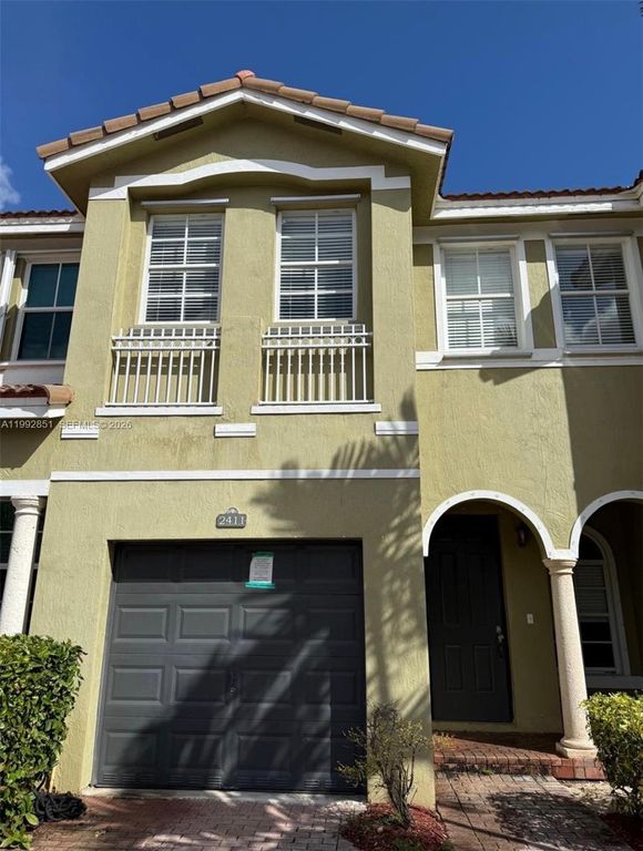 2411 SE 14th St, Homestead, FL 33035