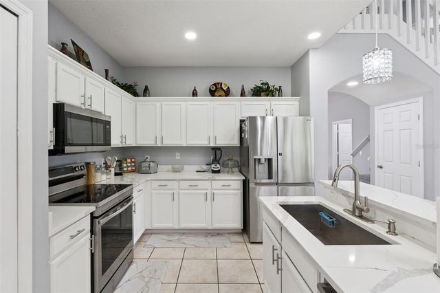 1860 WHITE HERON BAY CIRCLE, Orlando, FL 32824