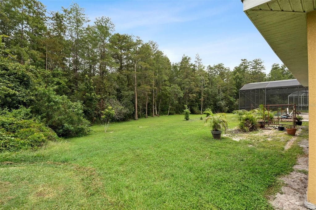 Image 43 of property listing at 1860 WHITE HERON BAY CIRCLE, Orlando, FL 32824