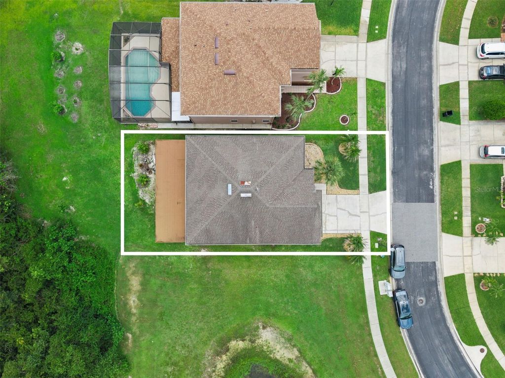 Image 46 of property listing at 1860 WHITE HERON BAY CIRCLE, Orlando, FL 32824