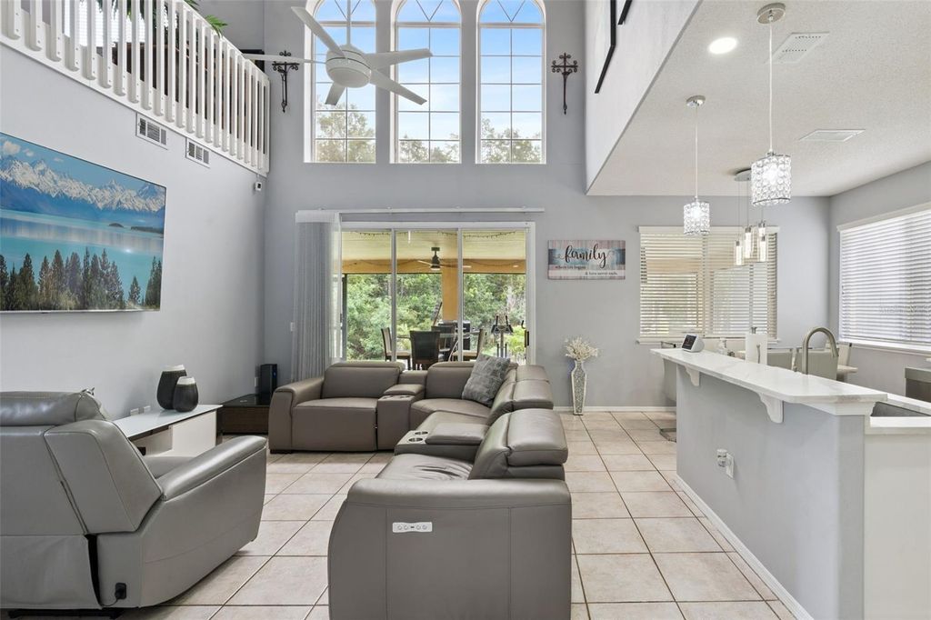Image 9 of property listing at 1860 WHITE HERON BAY CIRCLE, Orlando, FL 32824