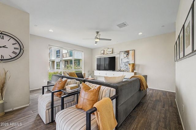 1250 N ABBEY Lane 295, Chandler, AZ 85226