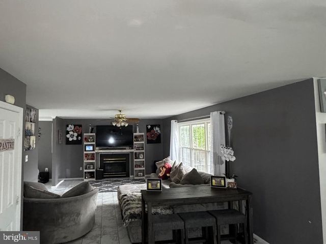 2485 RYCE DR, Waldorf, MD 20601