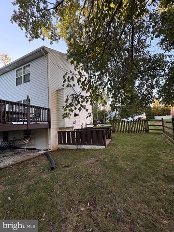 2485 RYCE DR, Waldorf, MD 20601