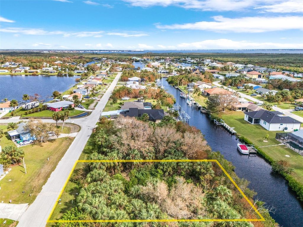 18786 ASHCROFT CIRCLE, Port Charlotte, FL 33948