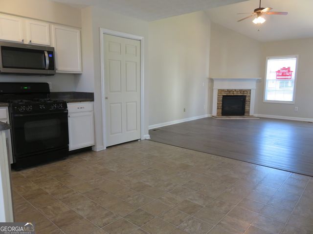 204 Twin Pines Court, Dallas, GA 30132