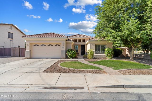 1735 E BARTLETT Place, Chandler, AZ 85249