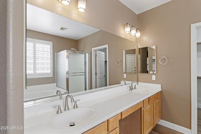 1735 E BARTLETT Place, Chandler, AZ 85249