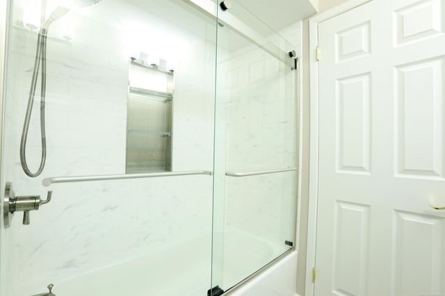 39549 Chantilly Drive, Sterling Heights, MI 48313