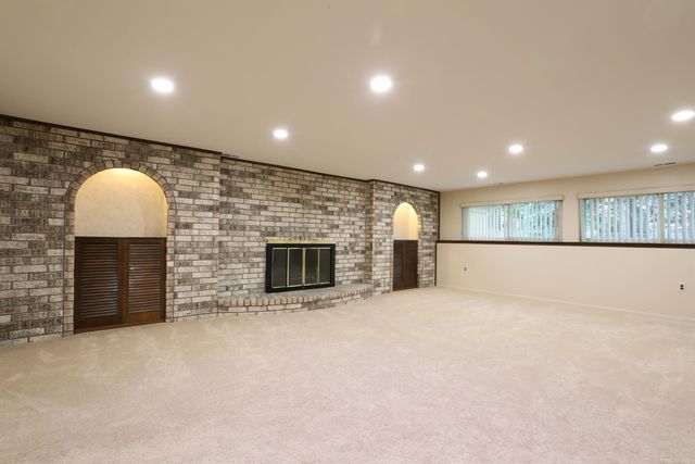 39549 Chantilly Drive, Sterling Heights, MI 48313