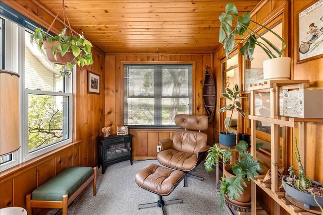1077 Lafond Avenue, Saint Paul, MN 55104