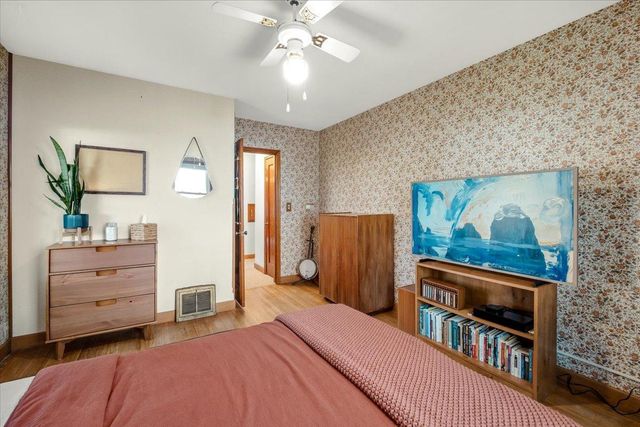 1077 Lafond Avenue, Saint Paul, MN 55104