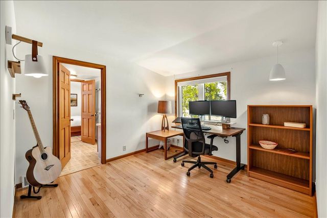 1077 Lafond Avenue, Saint Paul, MN 55104