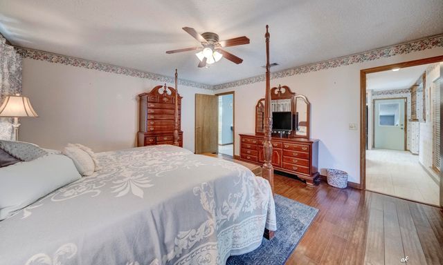 2910 Kings Harbour Road, Panama City, FL 32405