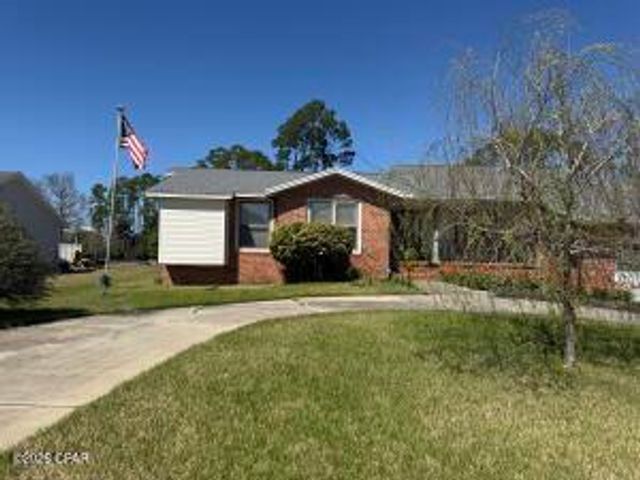 2910 Kings Harbour Road, Panama City, FL 32405