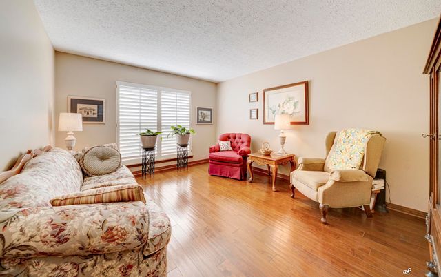 2910 Kings Harbour Road, Panama City, FL 32405