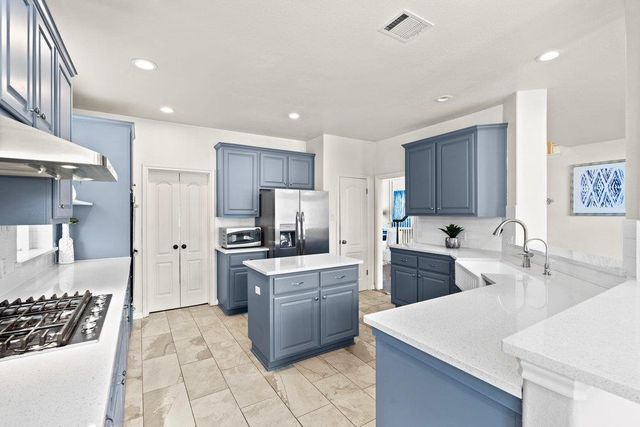 1912 Mulligan DR, Round Rock, TX 78664