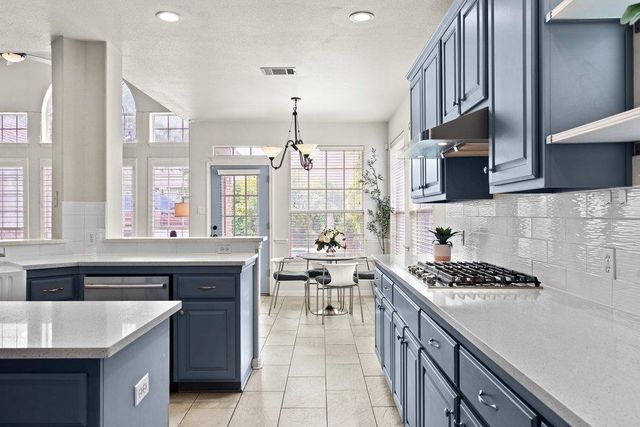 1912 Mulligan DR, Round Rock, TX 78664