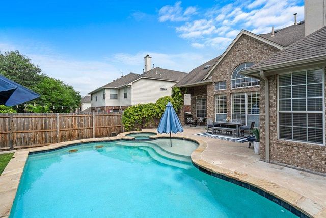 1912 Mulligan DR, Round Rock, TX 78664