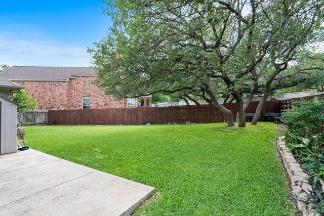 1912 Mulligan DR, Round Rock, TX 78664