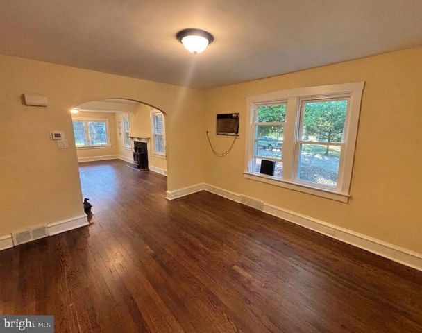 468 RARITAN AVE, Atco, NJ 08004