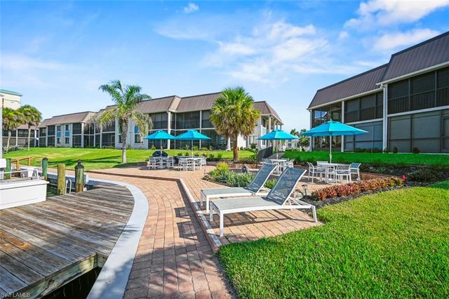 200 Lenell RD 215, Fort Myers Beach, FL 33931