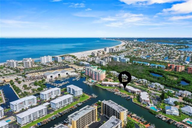 200 Lenell RD 215, Fort Myers Beach, FL 33931