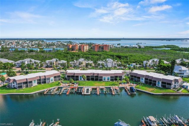 200 Lenell RD 215, Fort Myers Beach, FL 33931