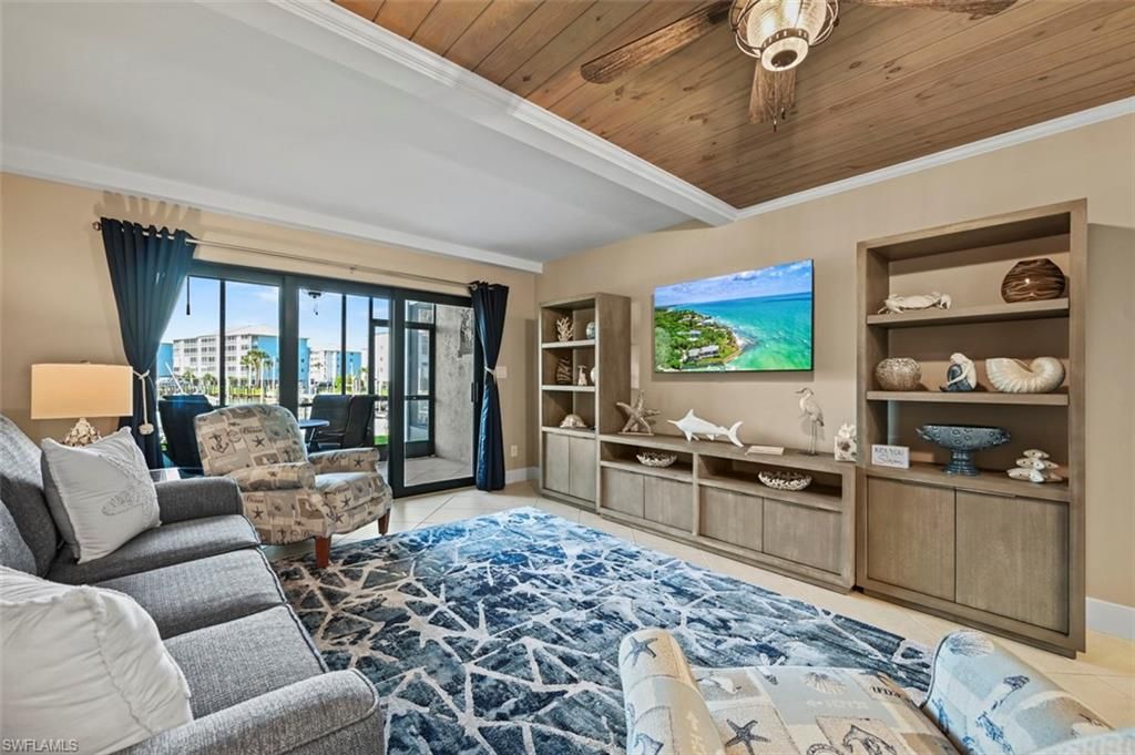 200 Lenell RD 215, Fort Myers Beach, FL 33931