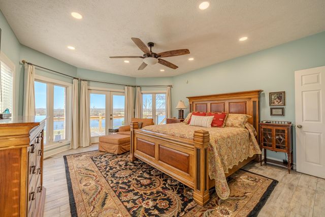 35 TENNESSEE RIVER LN, Savannah, TN 38372