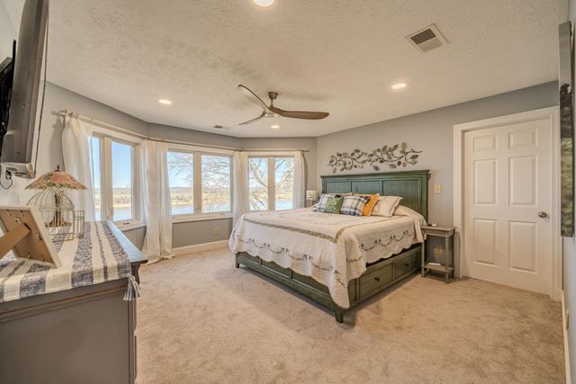 35 TENNESSEE RIVER LN, Savannah, TN 38372