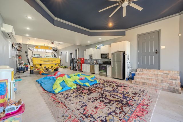 35 TENNESSEE RIVER LN, Savannah, TN 38372