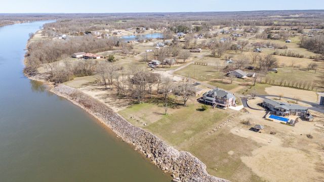 35 TENNESSEE RIVER LN, Savannah, TN 38372