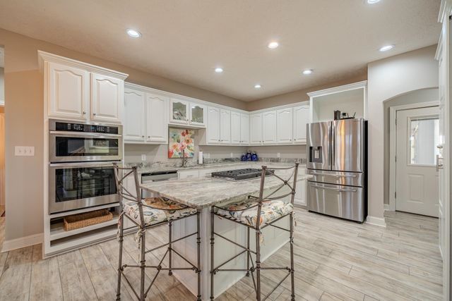 35 TENNESSEE RIVER LN, Savannah, TN 38372