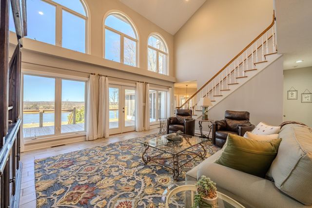 35 TENNESSEE RIVER LN, Savannah, TN 38372