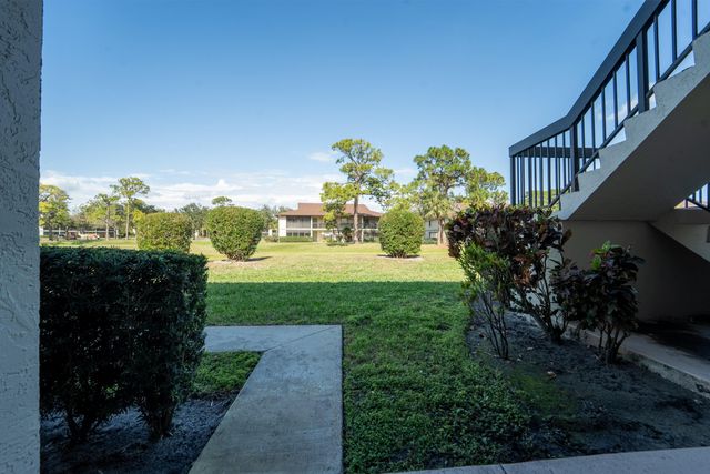 6341 Chasewood Drive D, Jupiter, FL 33458