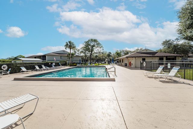 6341 Chasewood Drive D, Jupiter, FL 33458