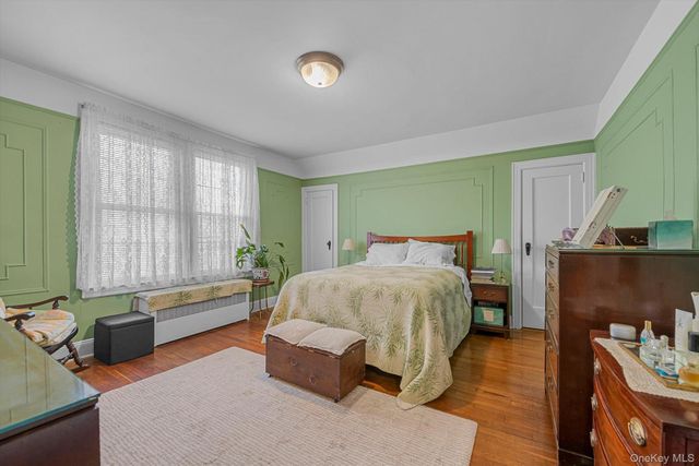 157-10 46 Avenue, Flushing, NY 11355