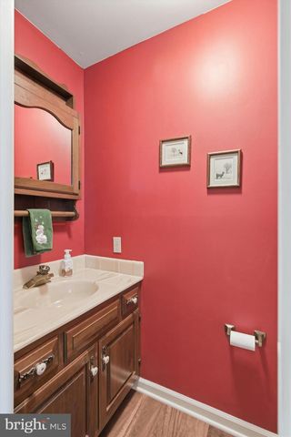 546 HI VIEW DR, Lititz, PA 17543