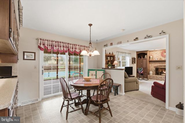 546 HI VIEW DR, Lititz, PA 17543