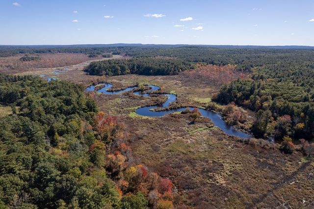 242 Main 203, Millis, MA 02054