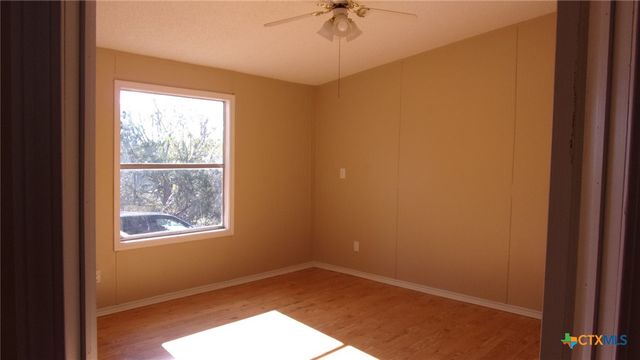 252 Sir Winston Drive, Canyon Lake, TX 78133