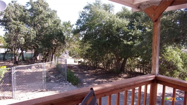 252 Sir Winston Drive, Canyon Lake, TX 78133