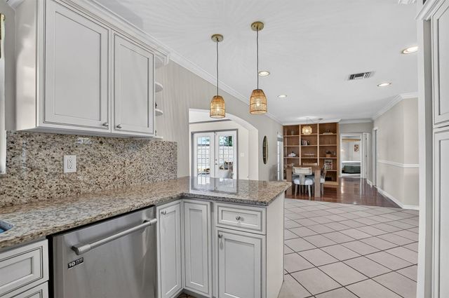 301 SE 8th Avenue, Deerfield Beach, FL 33441