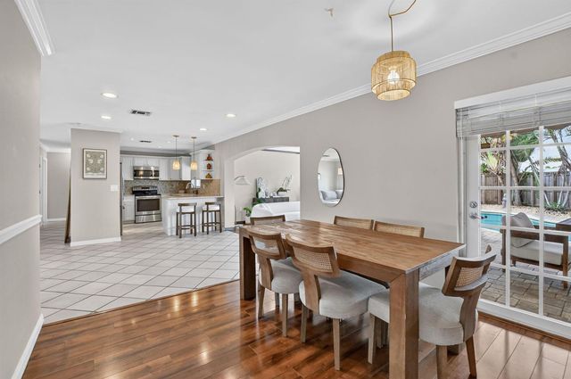 301 SE 8th Avenue, Deerfield Beach, FL 33441