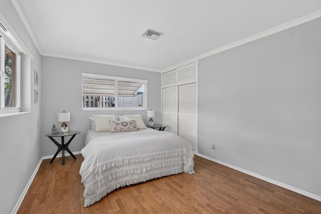 301 SE 8th Avenue, Deerfield Beach, FL 33441