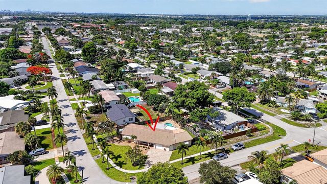 301 SE 8th Avenue, Deerfield Beach, FL 33441