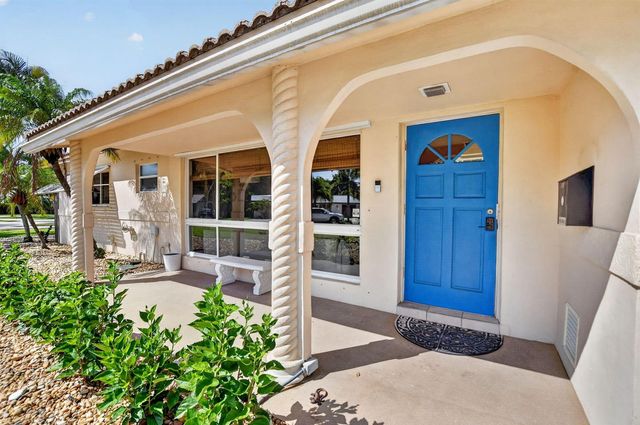 301 SE 8th Avenue, Deerfield Beach, FL 33441