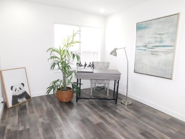 15018 Edgemoor St, San Leandro, CA 94579