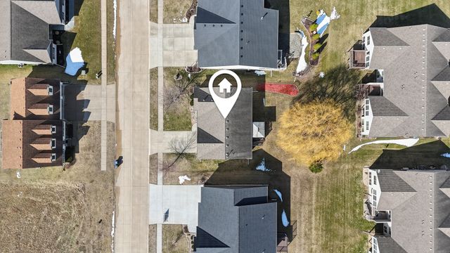 1716 Conor Court, Clinton, IA 52732